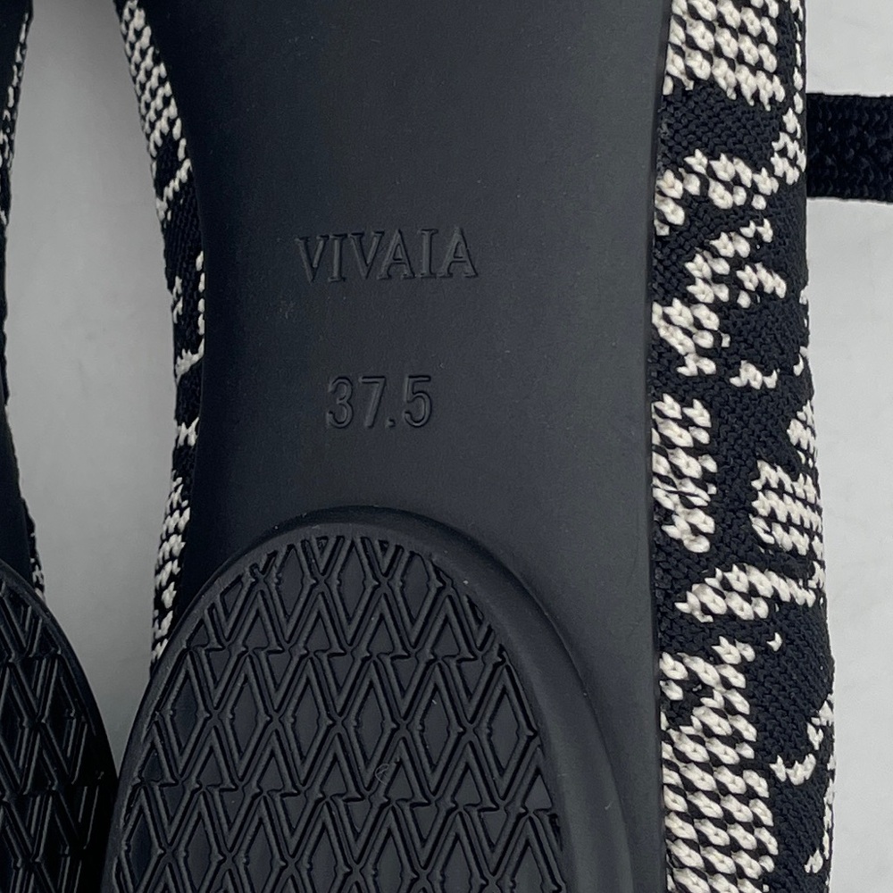 VIVAIA Mary Jane Tamia Almond Toe Black Lace - Picture 12 of 13